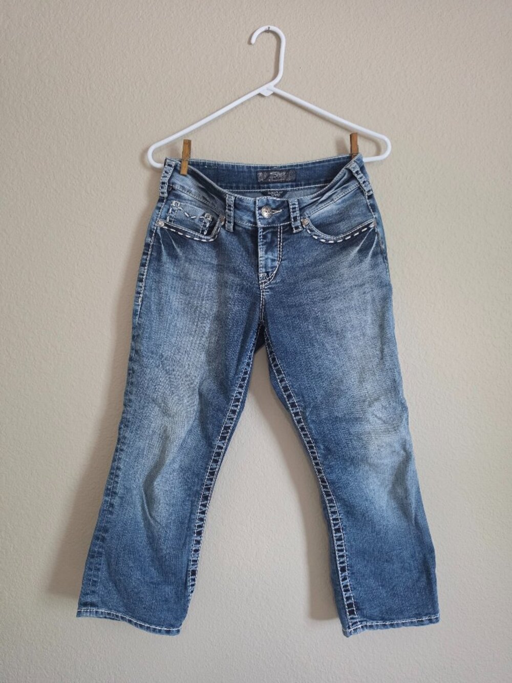 Silver Women's Jean Capris Size 28